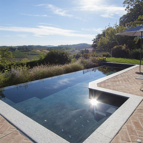 piscina desbordante por Italpool
