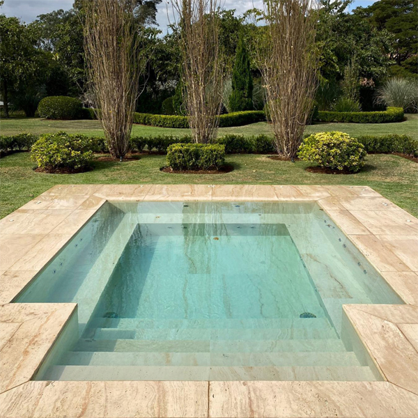 mini piscina spa por Roberto Riscala Paisagismo