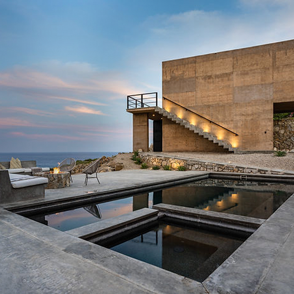 piscina y spa privados de Roca Arquitectos