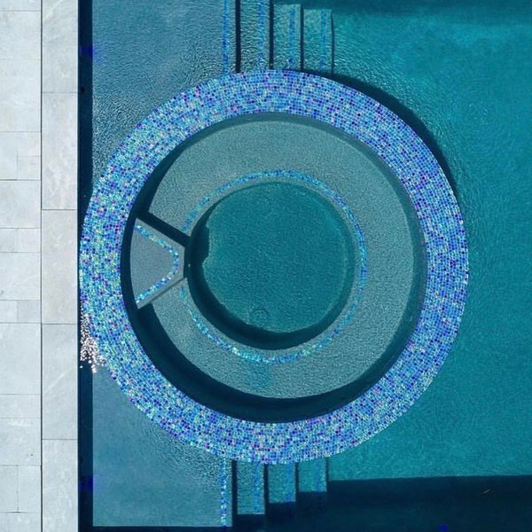 spa en piscina privada de SJ Pools and Landscaping