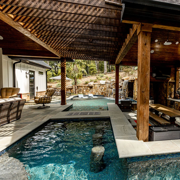 piscine sur mesure et l´aménagement paysager par Georgia Classic Pool