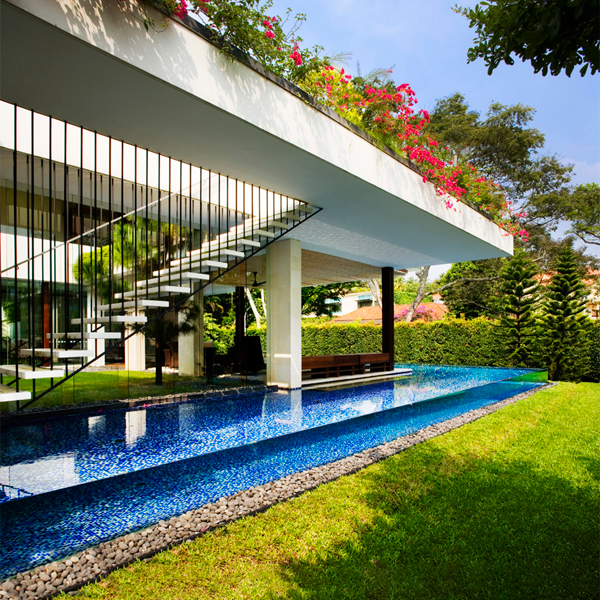 piscine transparente