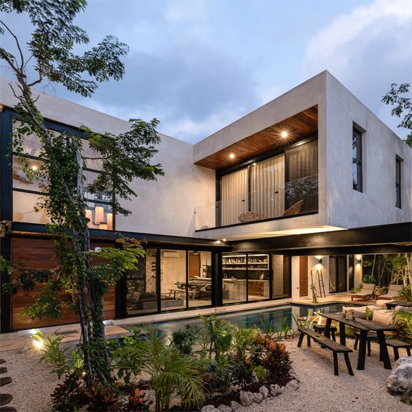 piscine privée dans un projet par Houses Tulum