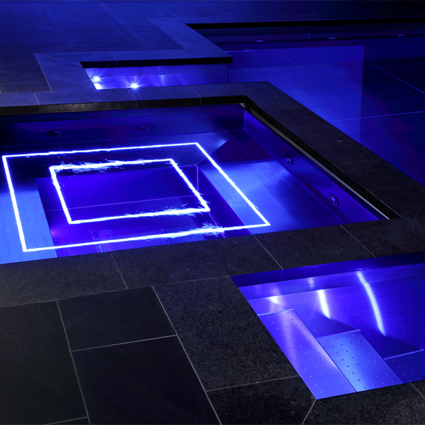 piscine inox et spa par Whitewaters